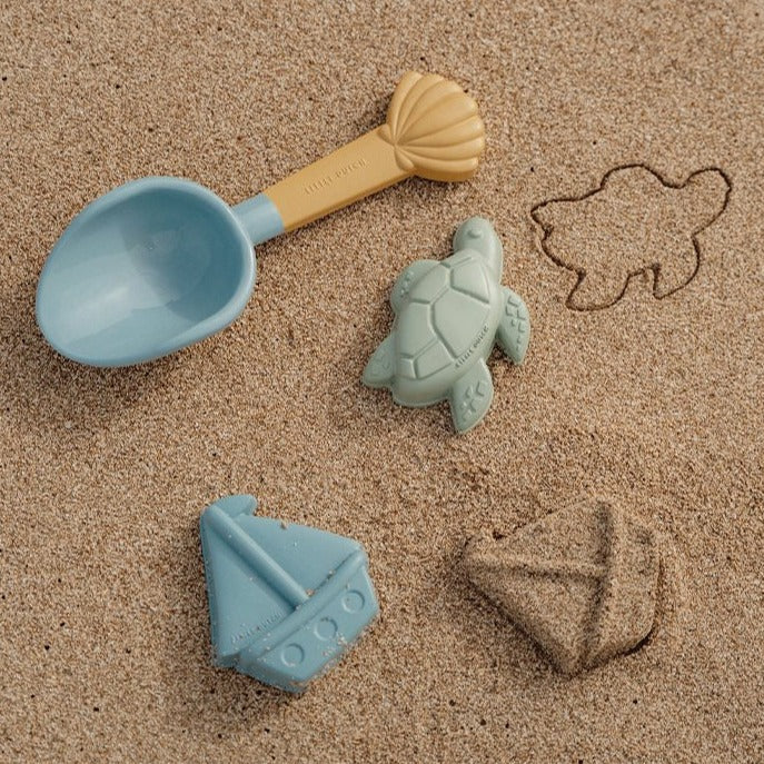 LITTLE DUTCH SAND SHAPES BEACH SET - SAILORS BAY