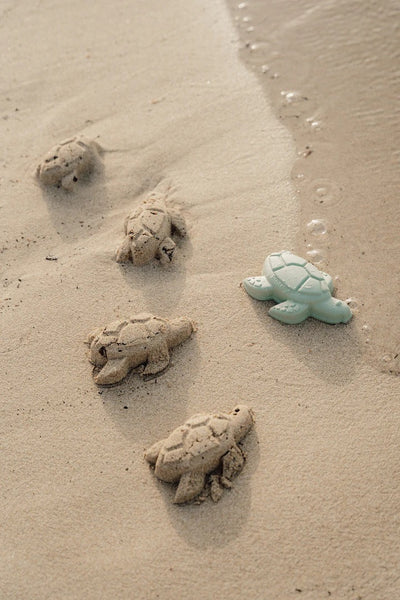 LITTLE DUTCH SAND SHAPES BEACH SET - SAILORS BAY