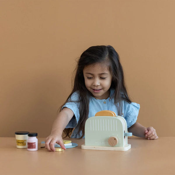 LITTLE DUTCH WOODEN TOASTER SET