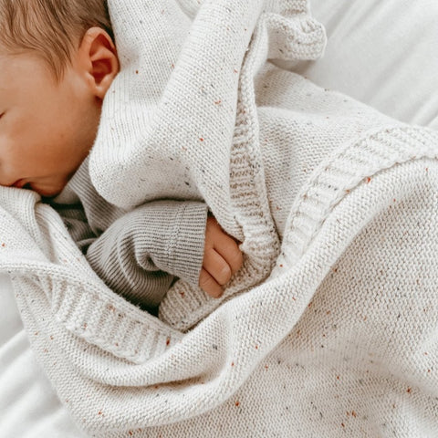 OAT SPRINKLE KNIT BLANKET